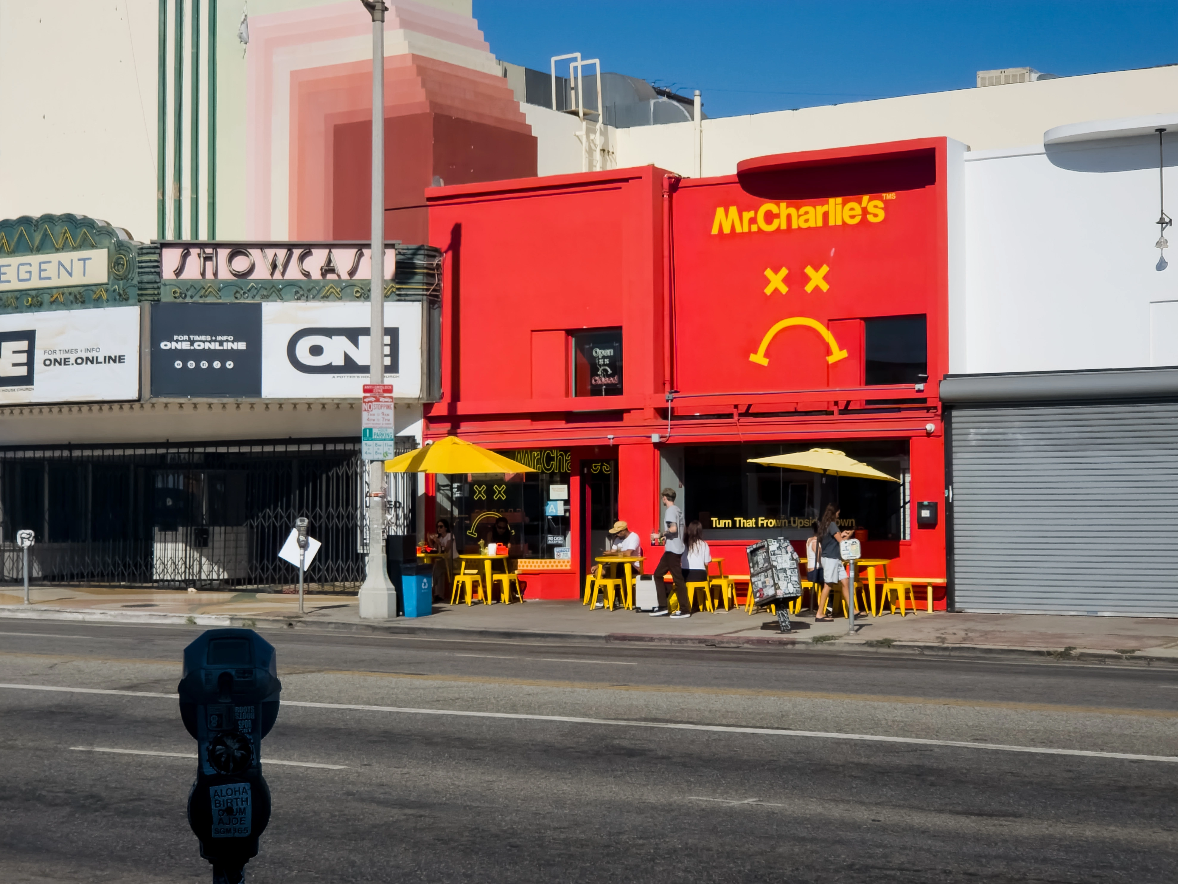 Mr.Charlies Building from the outside